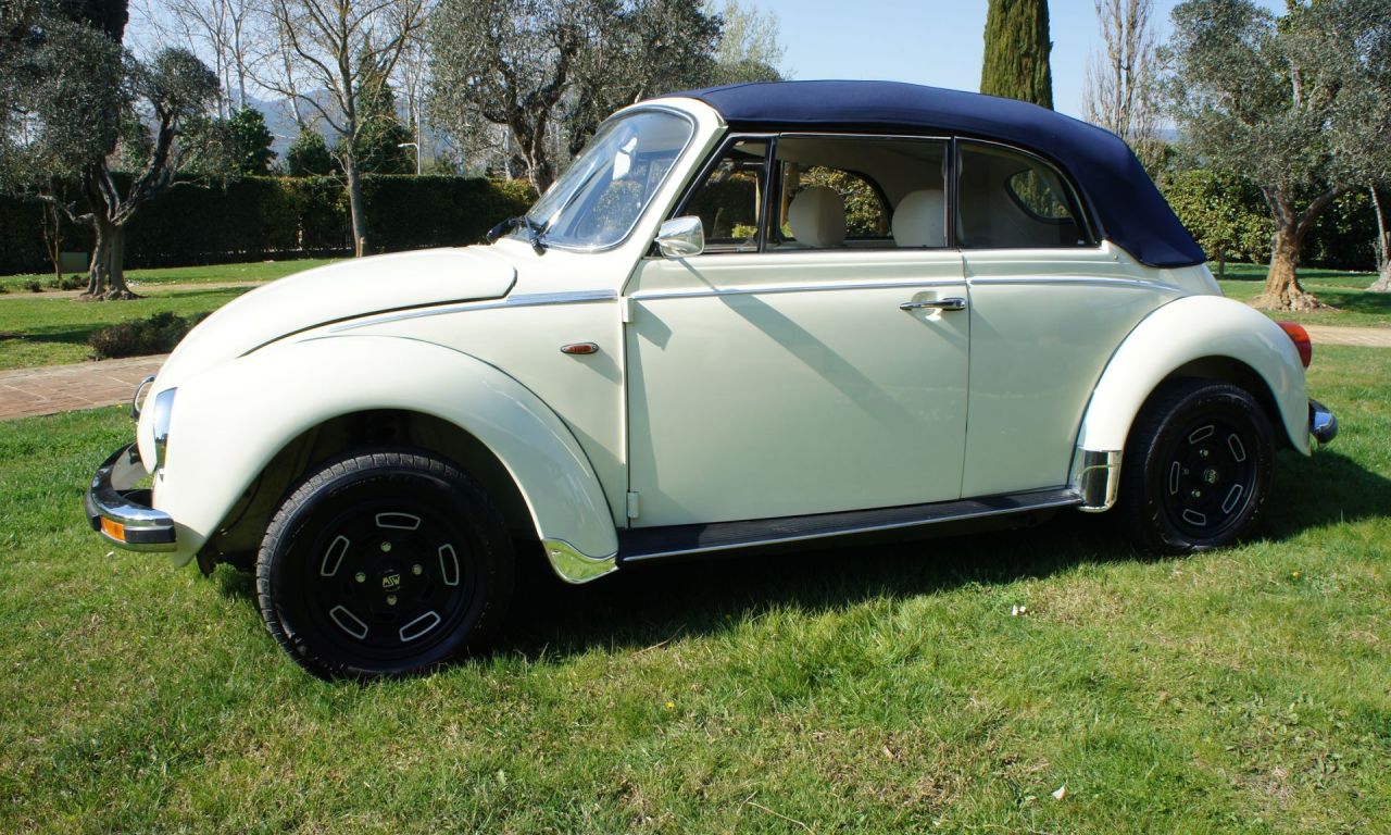 VW BEETLE -CLASSIC CAR RENTAL-HIRE – PISA - TUSCANY
